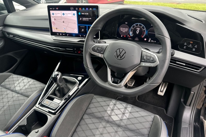 2025 (75) VOLKSWAGEN GOLF 1.5 TSI 150 Black Edition 5dr 5491874