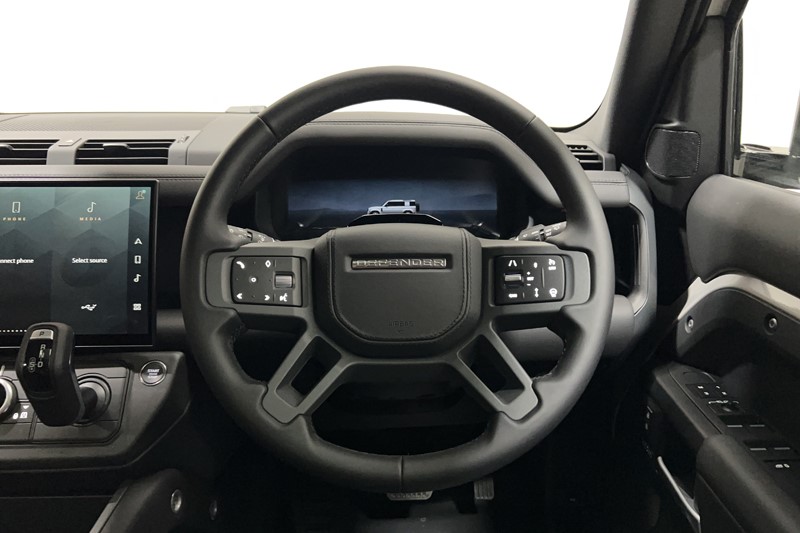 LAND ROVER DEFENDER 3.0 D350 X-Dynamic HSE 110 5dr Auto 5359252