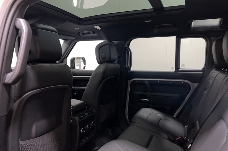  LAND ROVER DEFENDER 3.0 D350 X-Dynamic HSE 110 5dr Auto 5359279