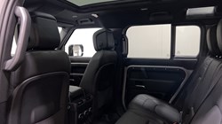 LAND ROVER DEFENDER 3.0 D350 X-Dynamic HSE 110 5dr Auto 5359279
