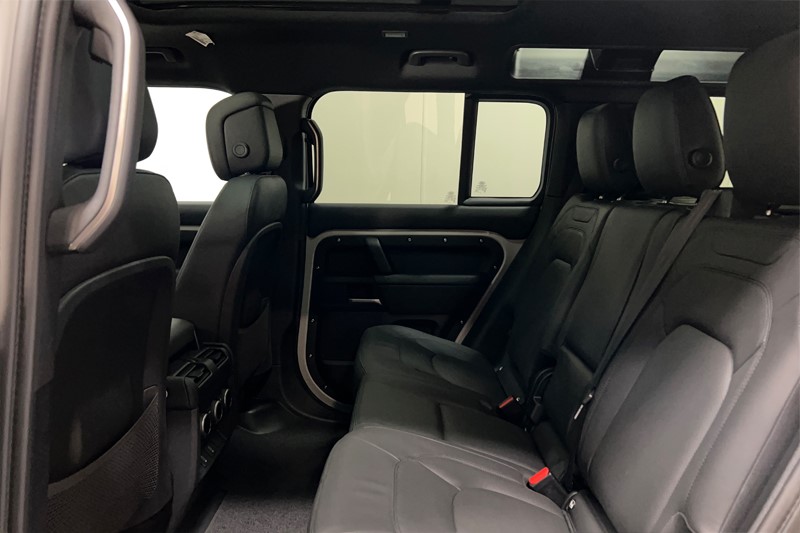  LAND ROVER DEFENDER 3.0 D350 X-Dynamic HSE 110 5dr Auto 5359245