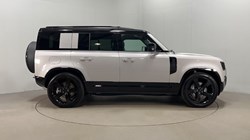 LAND ROVER DEFENDER 3.0 D350 X-Dynamic HSE 110 5dr Auto 5359246