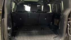 LAND ROVER DEFENDER 3.0 D350 X-Dynamic HSE 110 5dr Auto 5359286