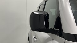 LAND ROVER DEFENDER 3.0 D350 X-Dynamic HSE 110 5dr Auto 5359294