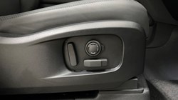LAND ROVER DEFENDER 3.0 D350 X-Dynamic HSE 110 5dr Auto 5359258