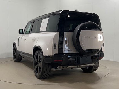 LAND ROVER DEFENDER 3.0 D350 X-Dynamic HSE 110 5dr Auto