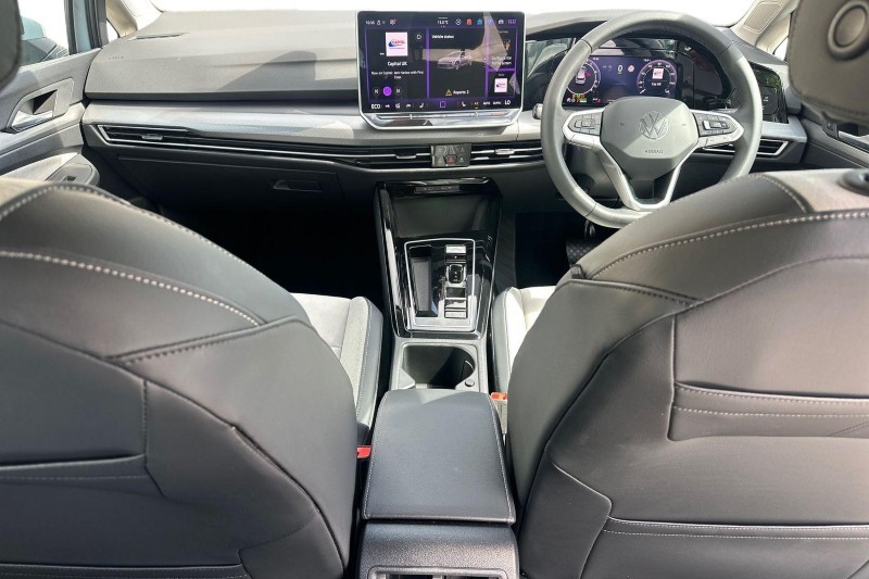 2025 (75) VOLKSWAGEN GOLF 1.5 TSI 204 Style eHybrid 5dr DSG 5476583