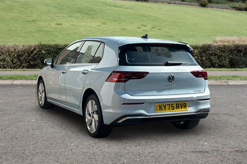 2025 (75) VOLKSWAGEN GOLF 1.5 TSI 204 Style eHybrid 5dr DSG 5476576