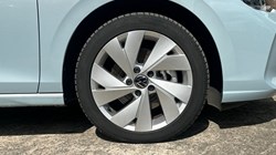 2025 (75) VOLKSWAGEN GOLF 1.5 TSI 204 Style eHybrid 5dr DSG 5476582