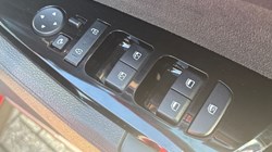 2022 (72) KIA SPORTAGE 1.6T GDi HEV GT-Line S 5dr Auto AWD 5496822