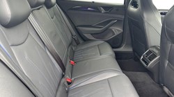 2025 (75) VOLKSWAGEN PASSAT 1.5 TSI eHybrid R-Line 5dr DSG 5474606