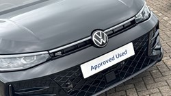 2025 (75) VOLKSWAGEN PASSAT 1.5 TSI eHybrid R-Line 5dr DSG 5474639