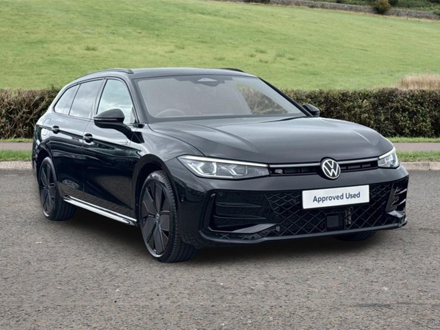 2025 (75) VOLKSWAGEN PASSAT 1.5 TSI eHybrid R-Line 5dr DSG