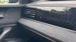 2025 (75) VOLKSWAGEN PASSAT 1.5 TSI eHybrid R-Line 5dr DSG 5474630