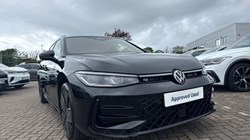 2025 (75) VOLKSWAGEN PASSAT 1.5 TSI eHybrid R-Line 5dr DSG 5474640