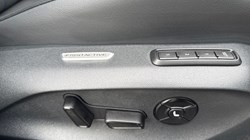 2025 (75) VOLKSWAGEN PASSAT 1.5 TSI eHybrid R-Line 5dr DSG 5474616