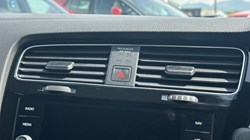 2020 (20) VOLKSWAGEN GOLF 1.4 TSI GTE Advance 5dr DSG 5508905