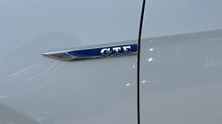2020 (20) VOLKSWAGEN GOLF 1.4 TSI GTE Advance 5dr DSG 5508917