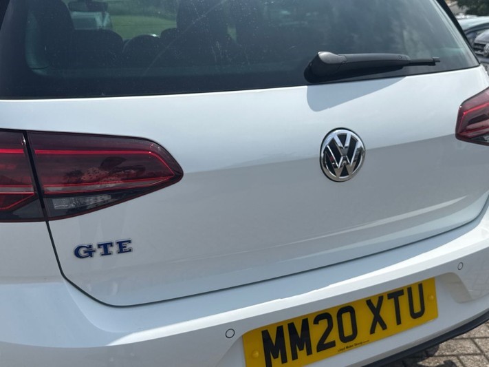 2020 (20) VOLKSWAGEN GOLF 1.4 TSI GTE Advance 5dr DSG 5508916