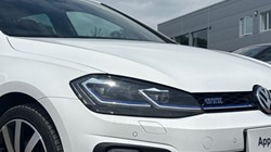2020 (20) VOLKSWAGEN GOLF 1.4 TSI GTE Advance 5dr DSG 5508911