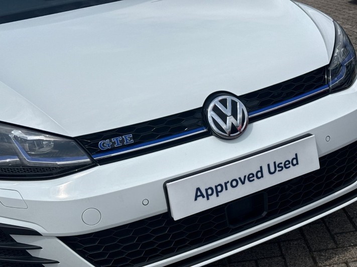 2020 (20) VOLKSWAGEN GOLF 1.4 TSI GTE Advance 5dr DSG 5508912