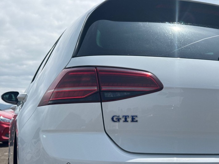 2020 (20) VOLKSWAGEN GOLF 1.4 TSI GTE Advance 5dr DSG 5508914