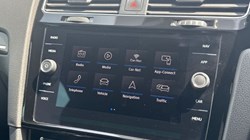 2020 (20) VOLKSWAGEN GOLF 1.4 TSI GTE Advance 5dr DSG 5508898