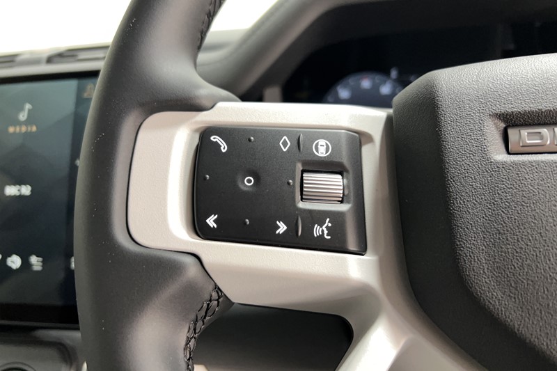  LAND ROVER DEFENDER 3.0 D350 S 90 3dr Auto 5437816