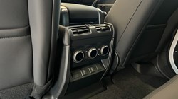 LAND ROVER DEFENDER 3.0 D250 X-Dynamic SE 110 5dr Auto 4971155