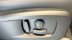 LAND ROVER DEFENDER 3.0 D250 X-Dynamic SE 110 5dr Auto 4971162