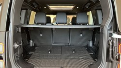 LAND ROVER DEFENDER 3.0 D250 X-Dynamic SE 110 5dr Auto 4971151