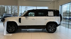 LAND ROVER DEFENDER 3.0 D250 X-Dynamic SE 110 5dr Auto 4971150