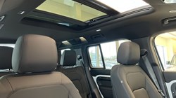 LAND ROVER DEFENDER 3.0 D250 X-Dynamic SE 110 5dr Auto 4971164