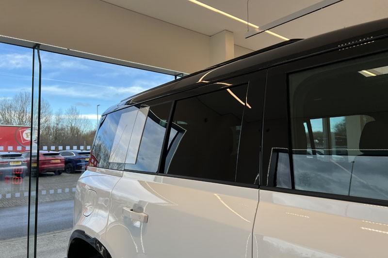  LAND ROVER DEFENDER 3.0 D250 X-Dynamic SE 110 5dr Auto 4971146