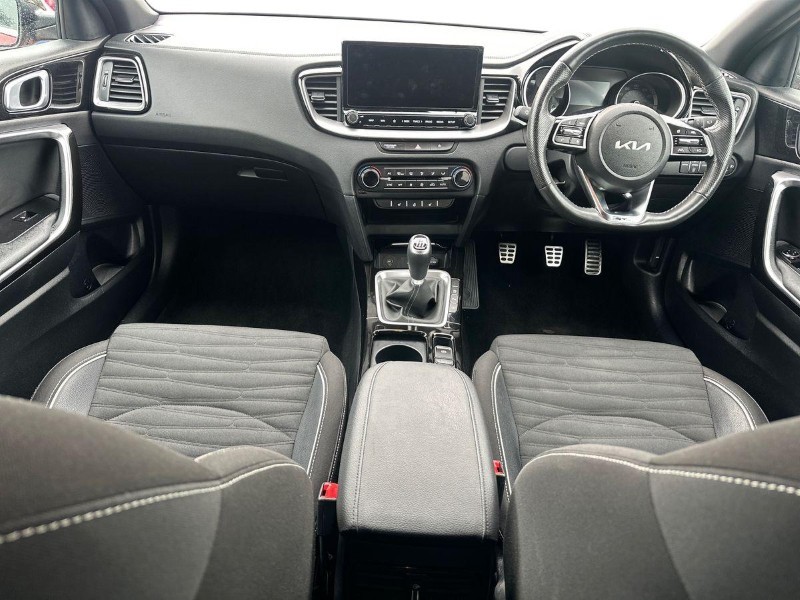 2024 (24) KIA PRO CEED 1.5T GDi ISG GT-Line 5dr 5501011