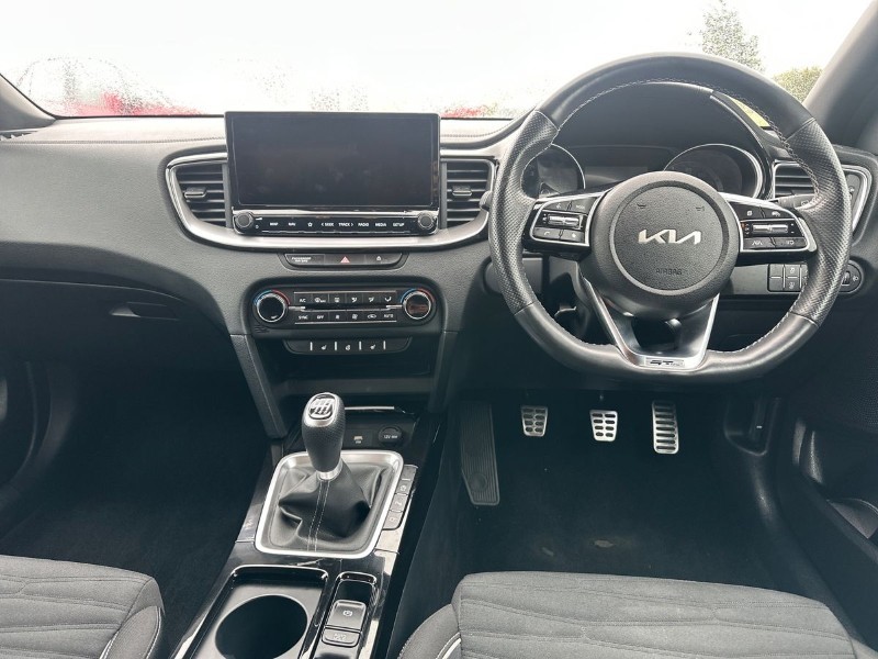 2024 (24) KIA PRO CEED 1.5T GDi ISG GT-Line 5dr 5501023