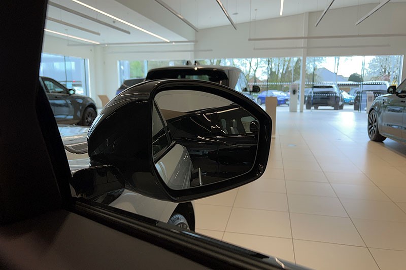  LAND ROVER RANGE ROVER VELAR 2.0 D200 MHEV Dynamic SE 5dr Auto 5266422