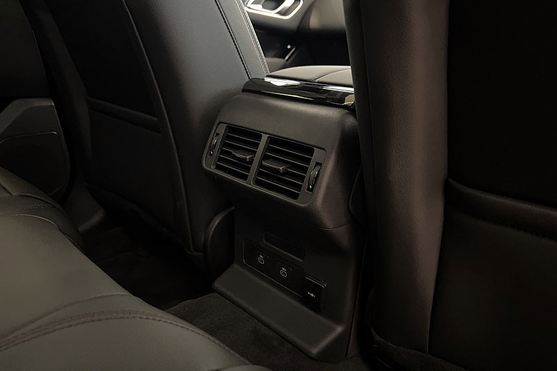  LAND ROVER RANGE ROVER VELAR 2.0 D200 MHEV Dynamic SE 5dr Auto 5266418