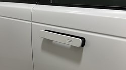 LAND ROVER RANGE ROVER VELAR 2.0 D200 MHEV Dynamic SE 5dr Auto 5359617