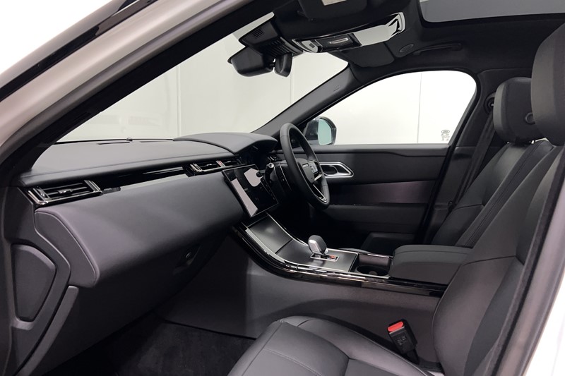  LAND ROVER RANGE ROVER VELAR 2.0 D200 MHEV Dynamic SE 5dr Auto 5359601