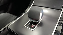 LAND ROVER RANGE ROVER VELAR 2.0 D200 MHEV Dynamic SE 5dr Auto 5359591