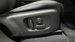 LAND ROVER RANGE ROVER VELAR 2.0 D200 MHEV Dynamic SE 5dr Auto 5359584