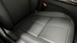 LAND ROVER RANGE ROVER VELAR 2.0 D200 MHEV Dynamic SE 5dr Auto 5359585