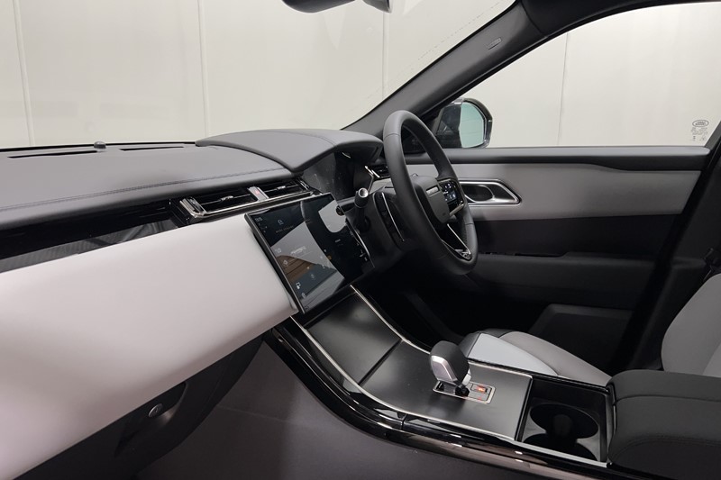  LAND ROVER RANGE ROVER VELAR 2.0 D200 MHEV Dynamic SE 5dr Auto 5412342
