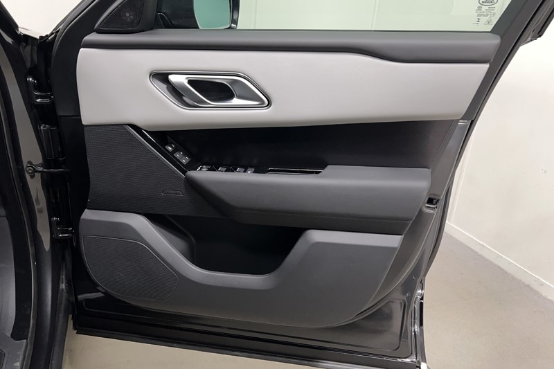  LAND ROVER RANGE ROVER VELAR 2.0 D200 MHEV Dynamic SE 5dr Auto 5412321