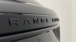 LAND ROVER RANGE ROVER VELAR 2.0 D200 MHEV Dynamic SE 5dr Auto 5412354