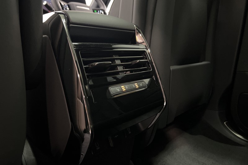  LAND ROVER RANGE ROVER SPORT 3.0 D300 Dynamic SE 5dr Auto 5359044