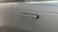 LAND ROVER RANGE ROVER SPORT 3.0 D300 Dynamic SE 5dr Auto 5359054