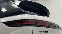 LAND ROVER RANGE ROVER SPORT 3.0 D300 Dynamic SE 5dr Auto 5586705