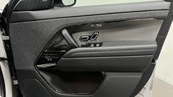 LAND ROVER RANGE ROVER SPORT 3.0 D300 Dynamic SE 5dr Auto 5586679